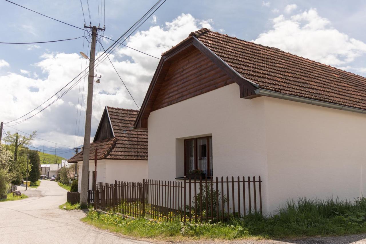 Chalupa U Kova Besenova Exterior foto